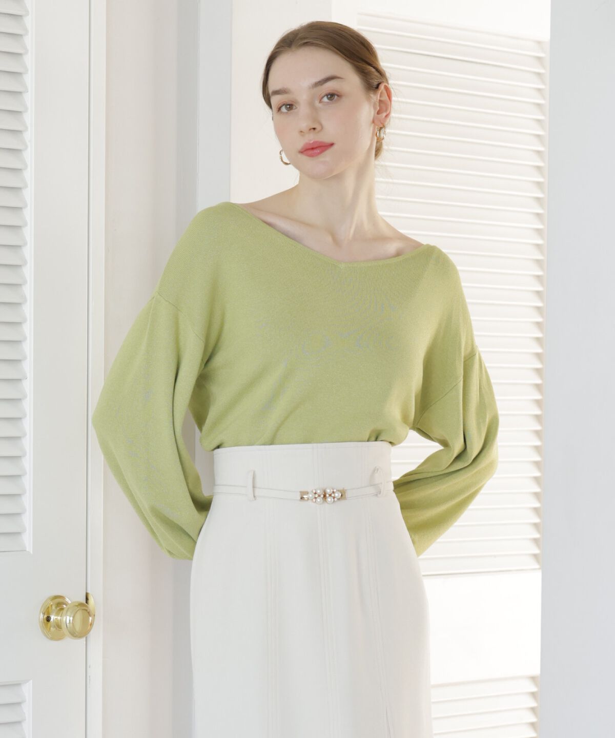 アンドクチュール「ラメニットバックチェーンプルオーバー」|ニット・セーター|