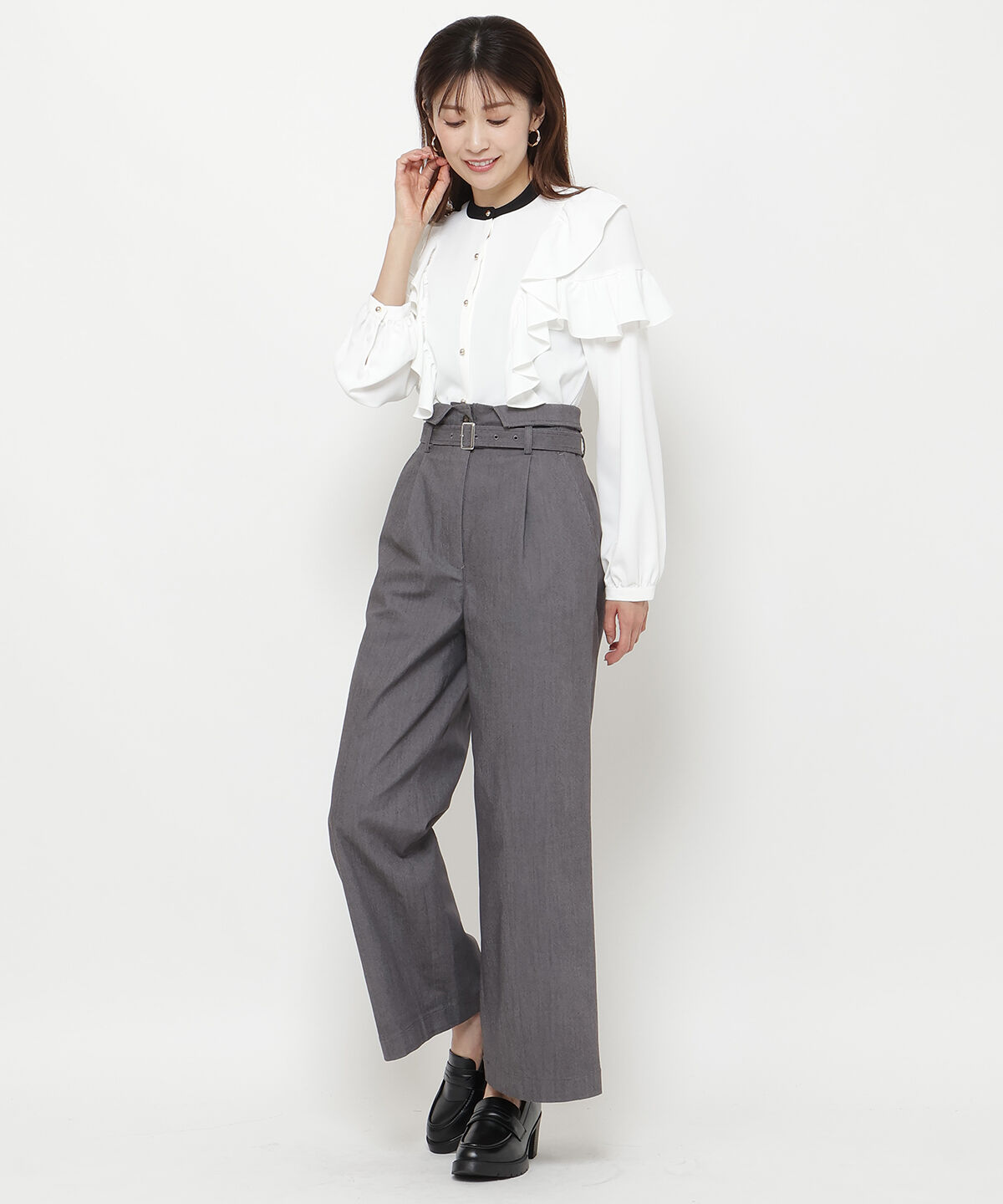 アンドクチュール「ダブルフリル配色ハイカラーブラウス」|シャツ・ブラウス|