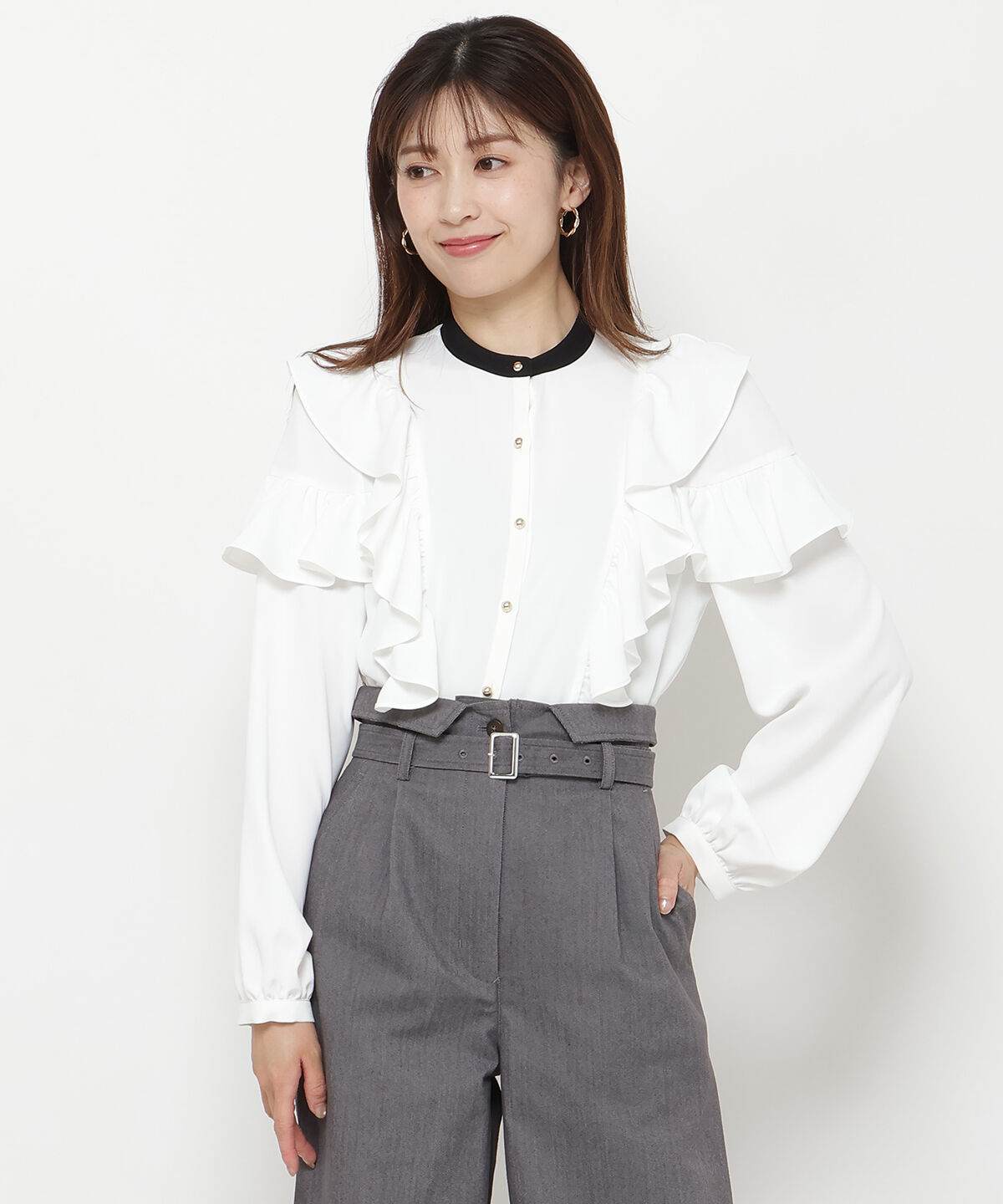 アンドクチュール「ダブルフリル配色ハイカラーブラウス」|シャツ・ブラウス|