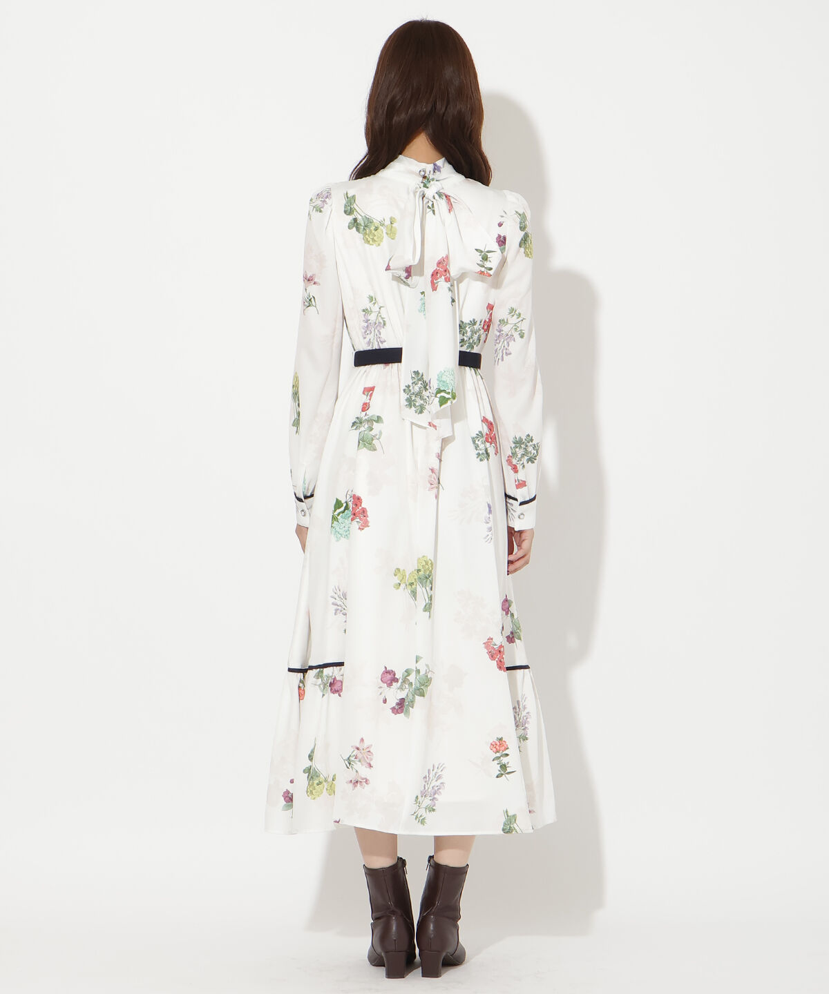 アンドクチュール「クラシックフラワーワンピース」|ワンピース|