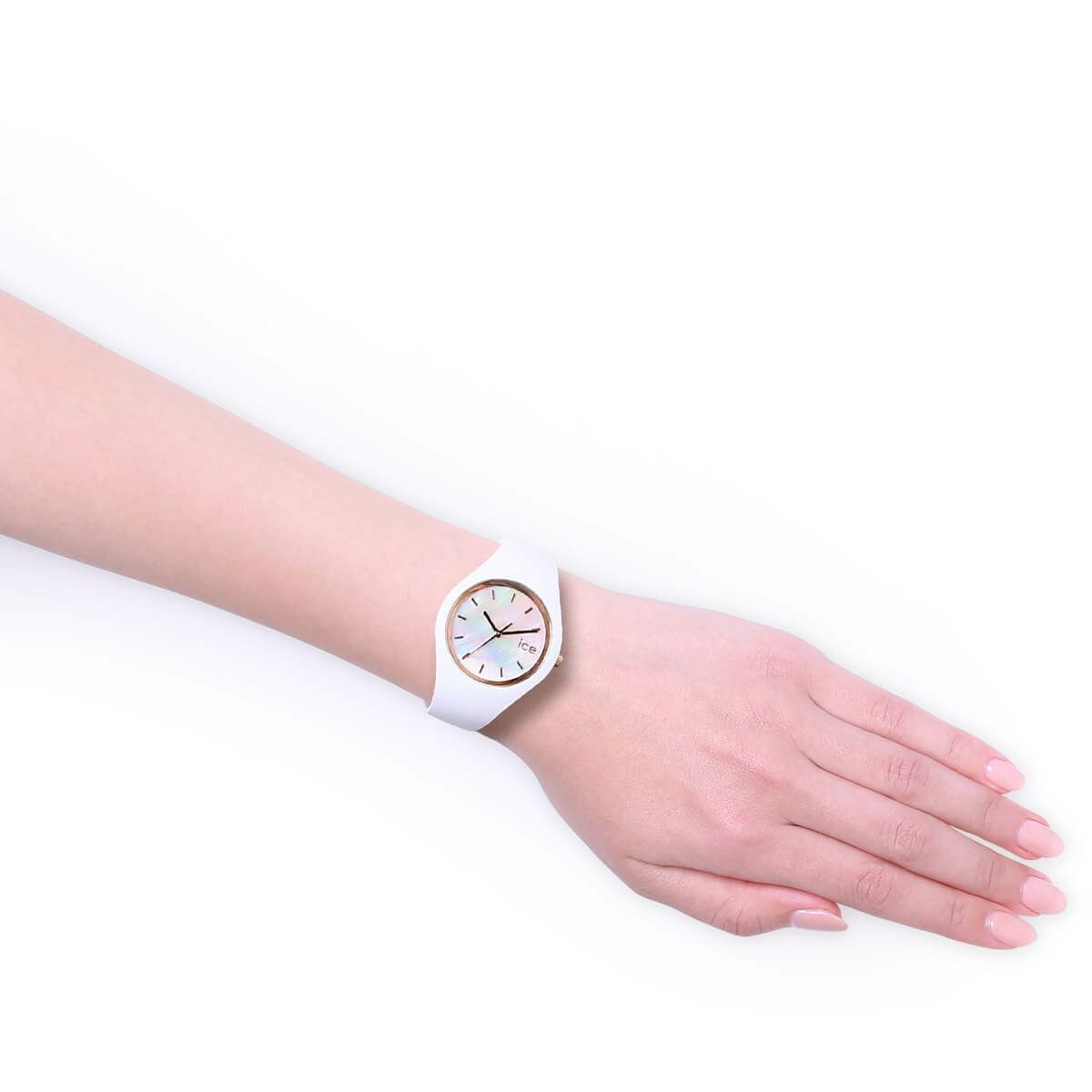 ICE-WATCH「〈ICE WATCH(ｱｲｽｳｫｯﾁ)〉ICE pearl ﾎﾜｲﾄ ｽﾓｰﾙ」|腕時計|