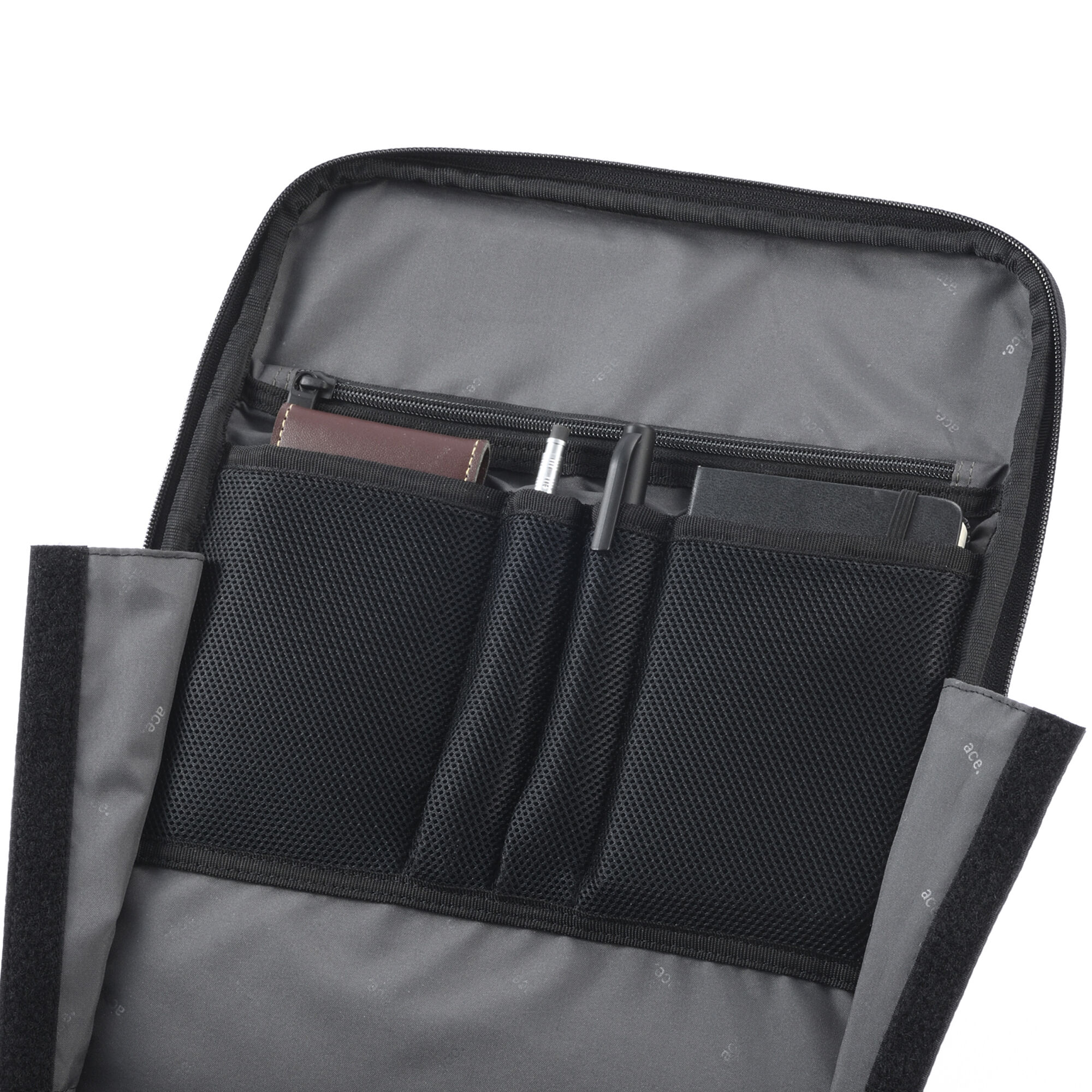 ace.「ace.／エース ガジェタブルR リュック 16リットル B4ファイル／15.6インチPC対応 68003」|リュック|