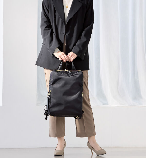 ace.「ace. フィッテム ビジネスリュック レディースビジネス A4 / 13.3インチPC収納 68682」|リュック|