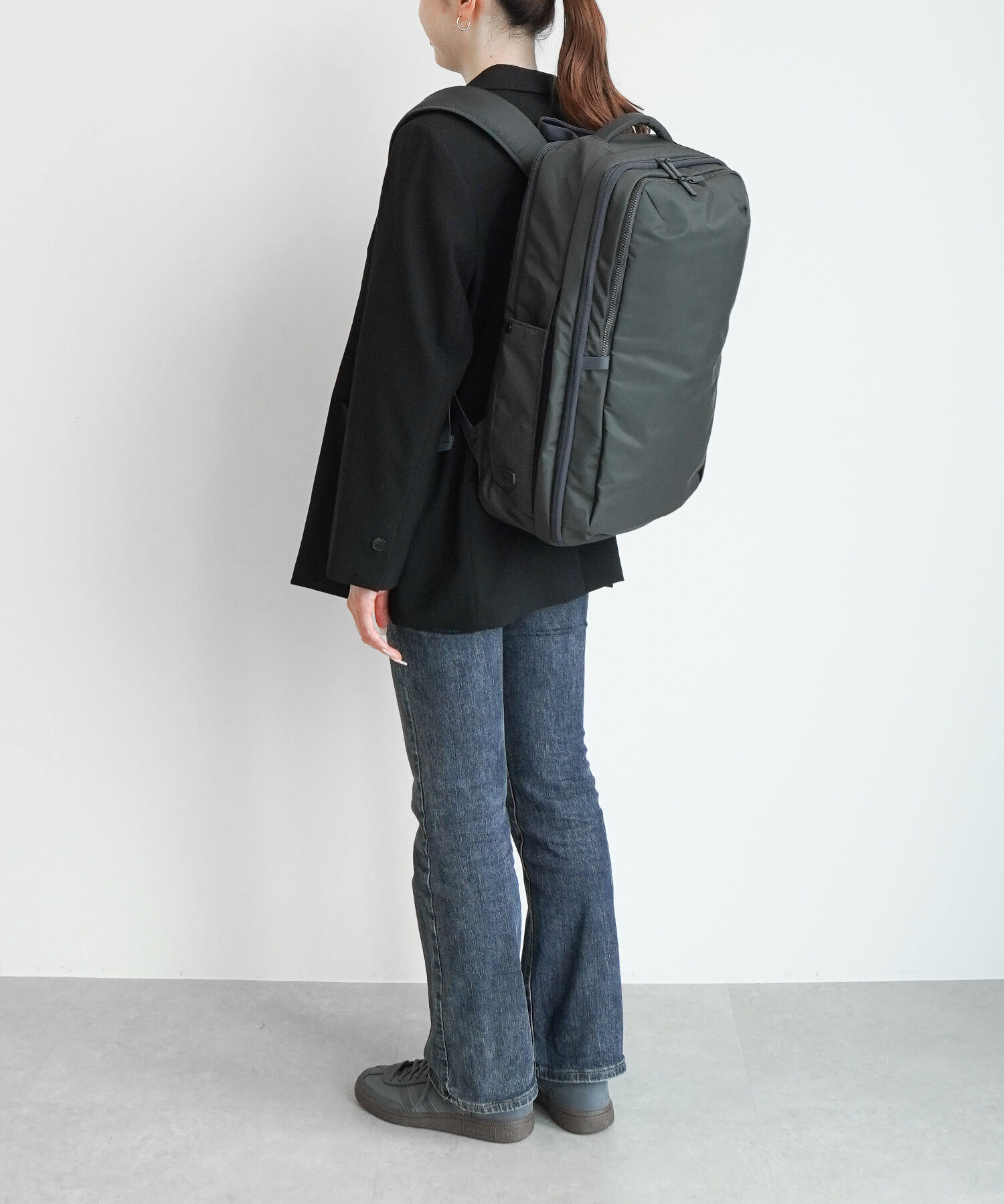 ace.「ace./エース ネフィル ビジネスリュック B4サイズ 15.6インチPC収納  2気室 エキスパンド 20092」|リュック|