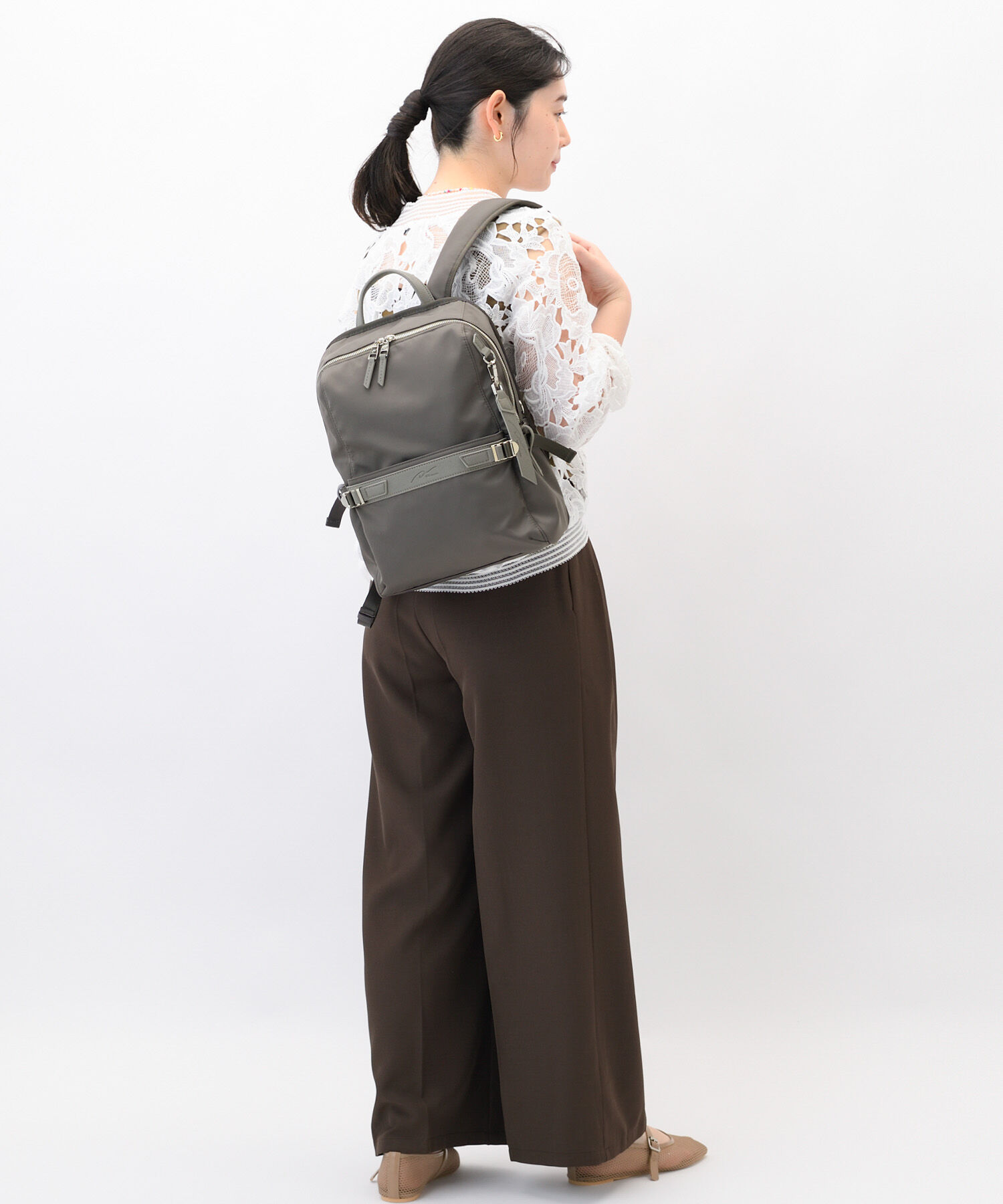 W&.Day/Night「W&.Day/Night リッカノーツ スクエアリュック レディース A4 13.3インチPC シンプル 通勤 19161 バッグ」|リュック|