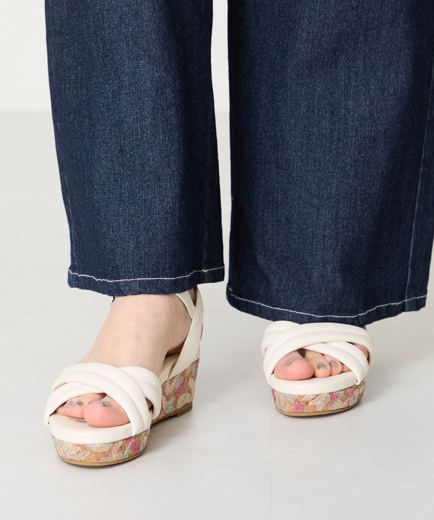 WA Oriental TRaffic「パデットクロスコルクウエッジサンダル/52212 サンダル　人気 トレンド」|サンダル|