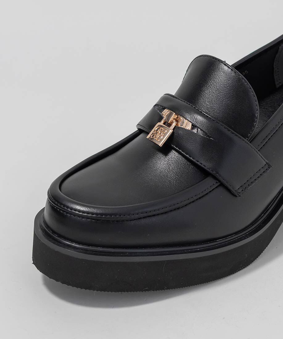  「パドロックパーツローファー」|ローファー|