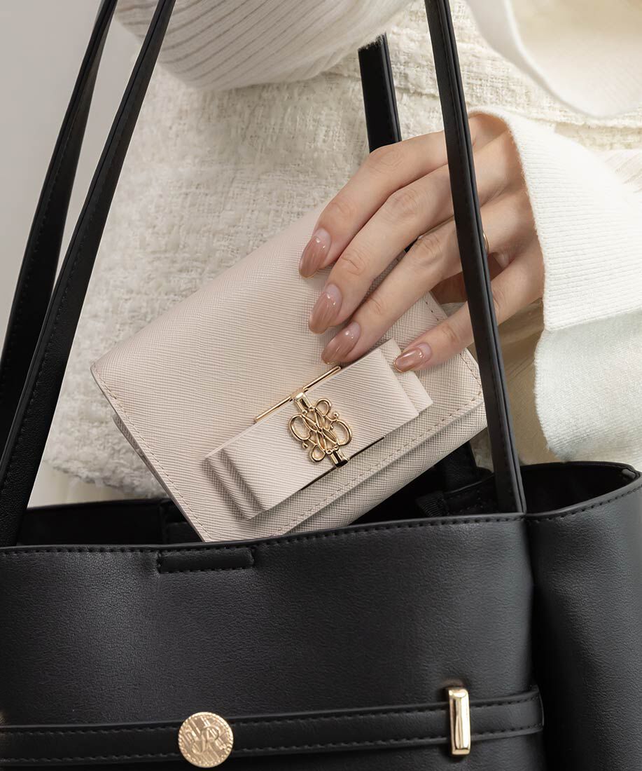  「モノグラムリボン二つ折りウォレット」|財布|