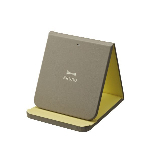 BRUNO「ワイヤレスチャージャー 折りたたみスタンド」|電化製品|イエロー
