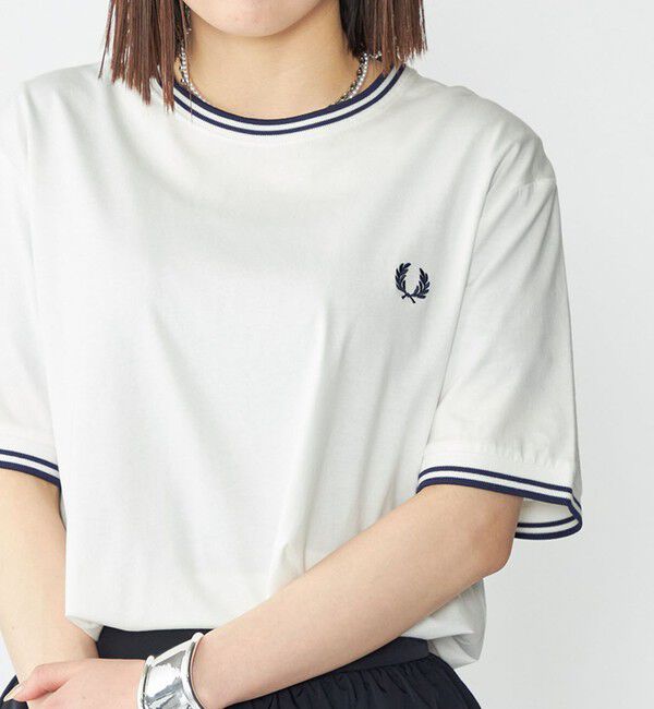SHIPS「【SHIPS別注】FRED PERRY: M1588 TWIN TIPPED Tシャツ」|Tシャツ・カットソー|ホワイト