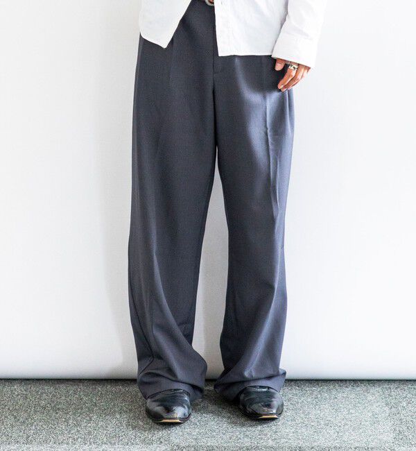 SHIPS「City Ambient Products: 2タック ワイド スラックス」|スラックス|チャコールグレー