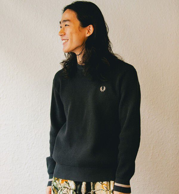 SHIPS「【SHIPS別注】FRED PERRY: シングル ティップ ワッフル ニット」|ニット・セーター|ダークグレー