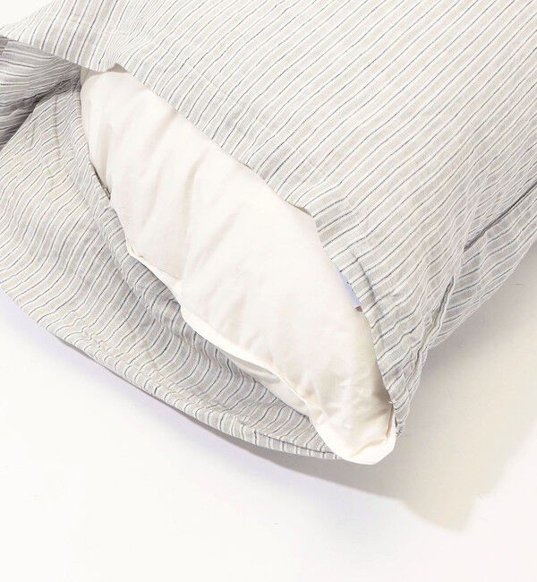 TOMORROWLAND HOME「ストライプリネン クッションカバー（45cm &times; 45cm）」|クッション・クッションカバー|