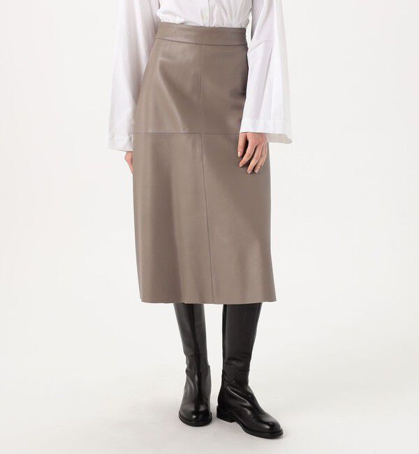 TOMORROWLAND BUYING WEAR「【別注】CINQUANTA ナッパレザースカート」|台形|