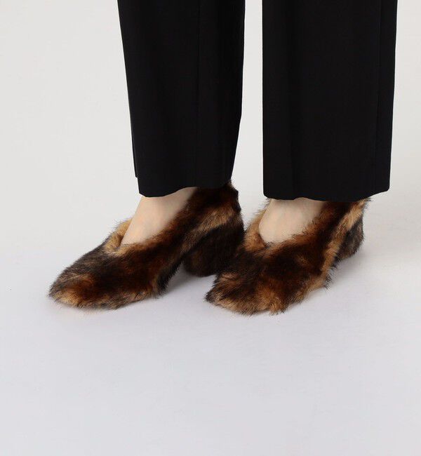 TOMORROWLAND GOODS「PIPPICHIC BANBI フェイクファー パンプス」|パンプス|