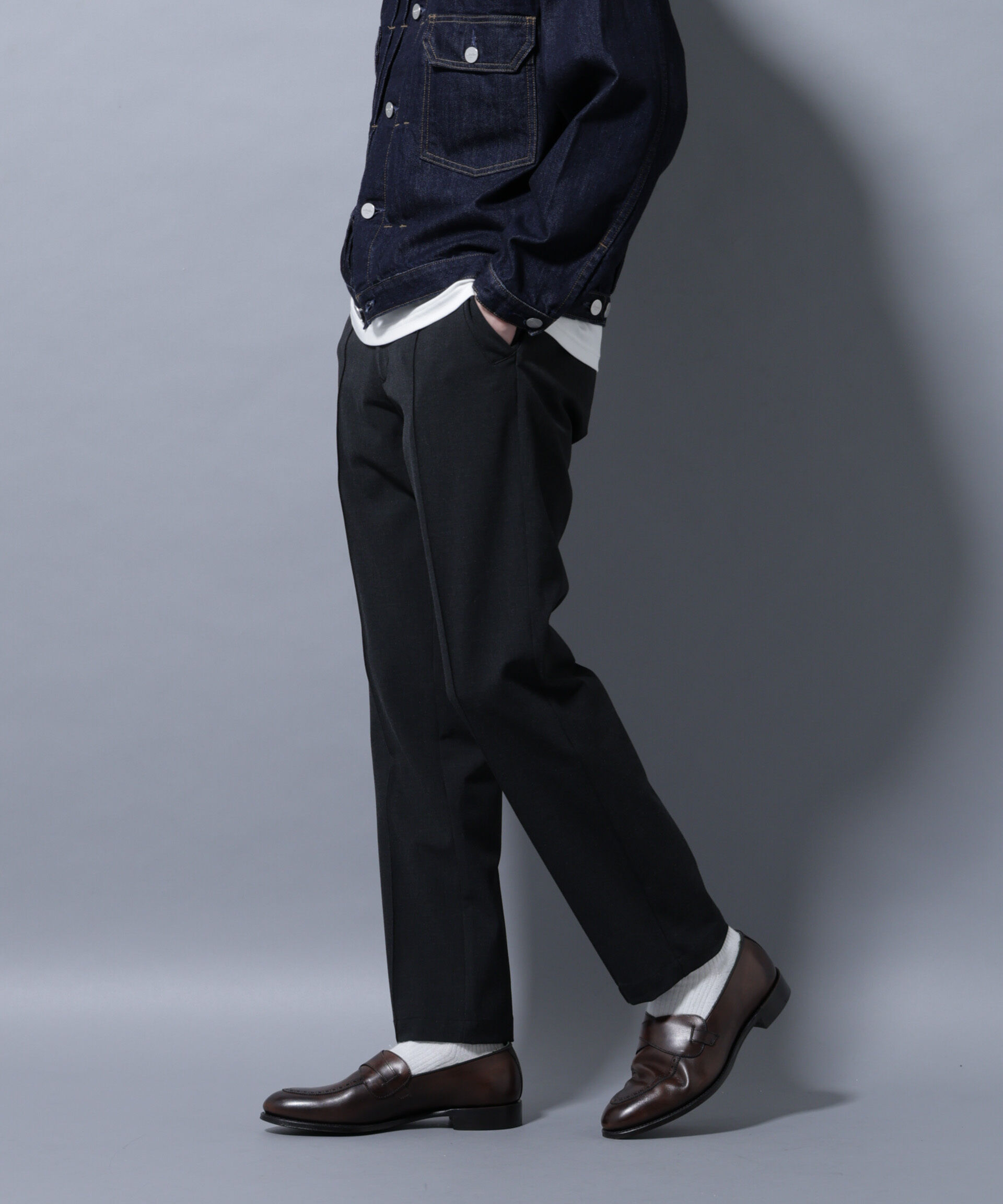 nano･universe「サイドリブストレッチイージーパンツ」|チノ|ブラック