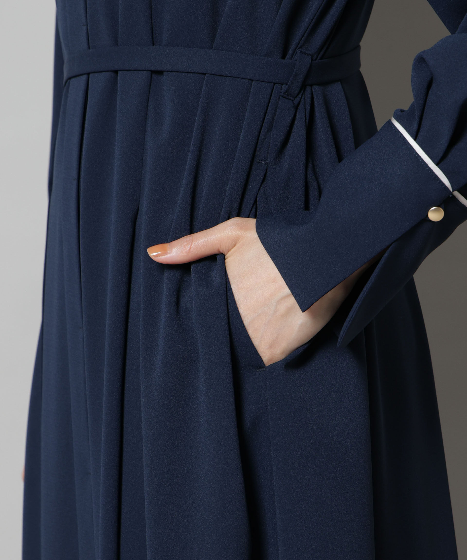 nano･universe「スタンドバイカラーベルト付きワンピース」|ワンピース|