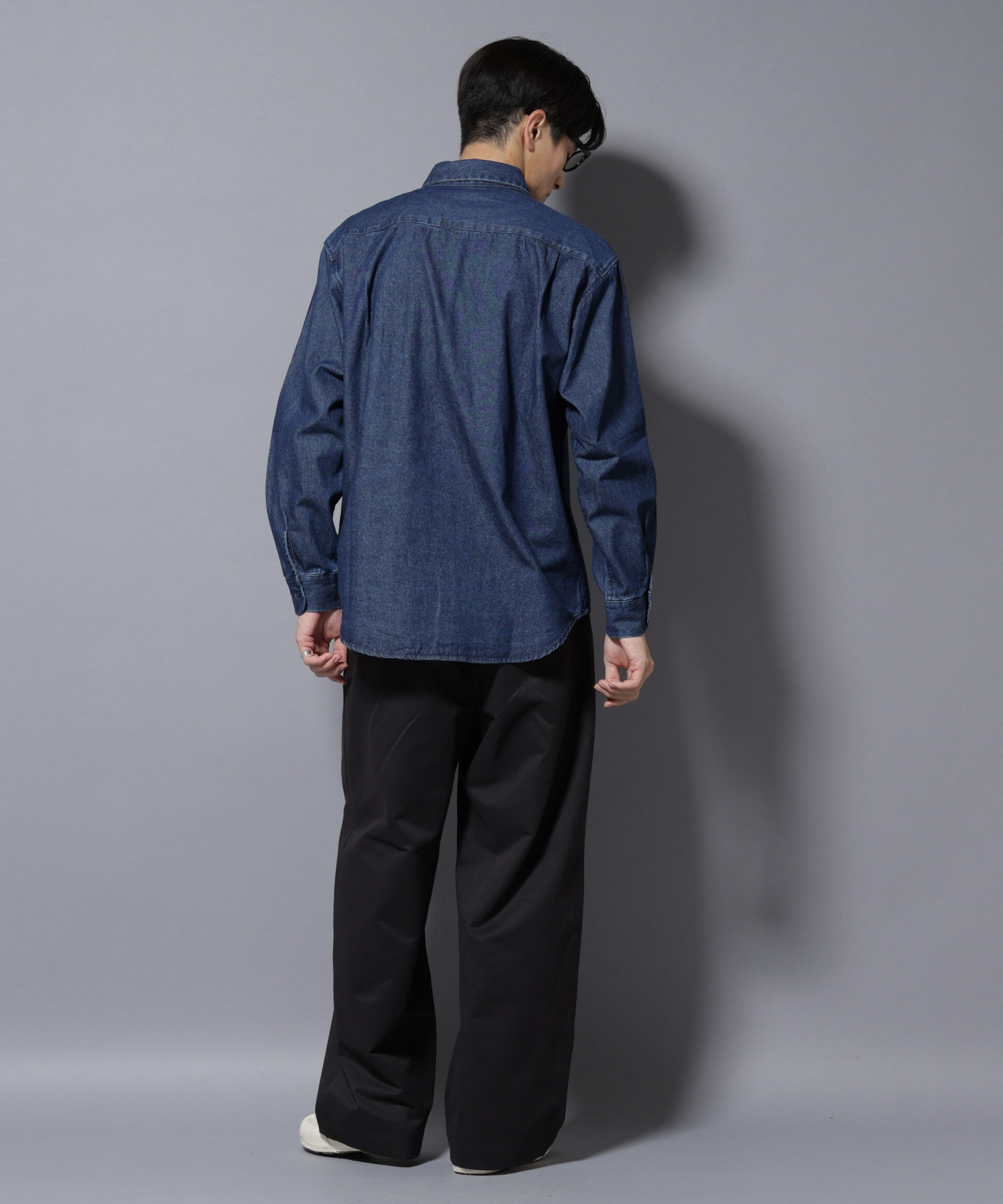 nano･universe「オイルドライクバギーパンツ」|チノ|