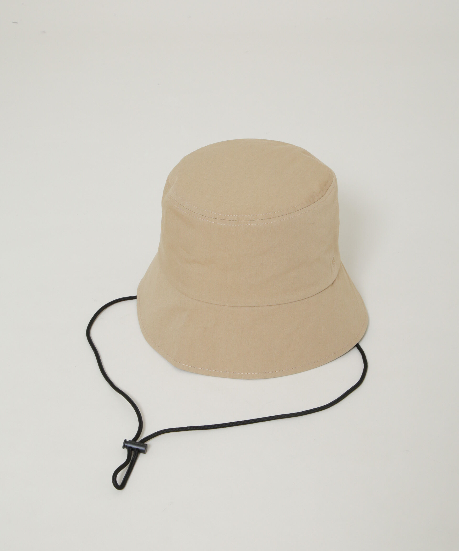 nano･universe「Healthknit/別注ドローコード付ワンポイント刺繍HAT」|キャップ・キャスケット|