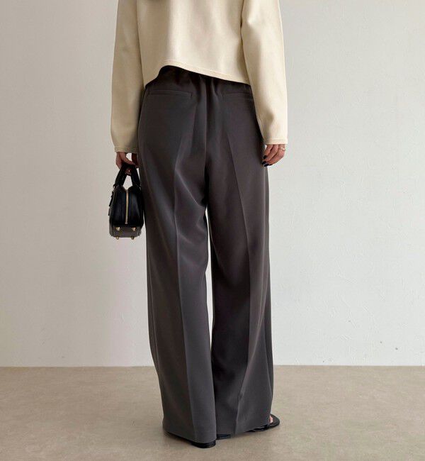 fredy emue「【人気商品の新型】とろみwarmタックスラックス」|スラックス|