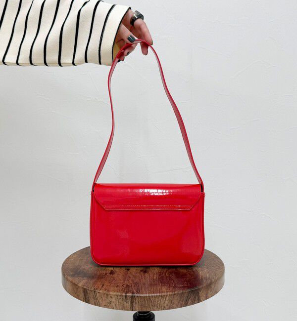 fredy emue「エナメルフラップワンハンドルバッグ」|ショルダー・メッセンジャー|