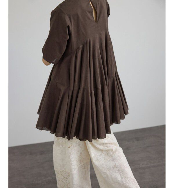 SALON adam et rope'「【AAYUSHI（アユーシ） for SALON】別注ボリュームフレアハーフスリーブワンピース」|ワンピース|
