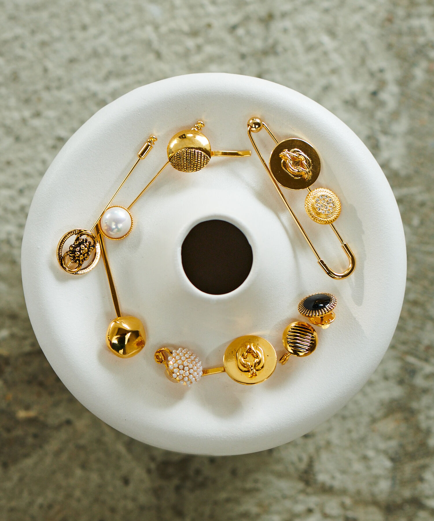 ROPE「【MITAKE BUTTON】モチーフイヤリング」|イヤリング|