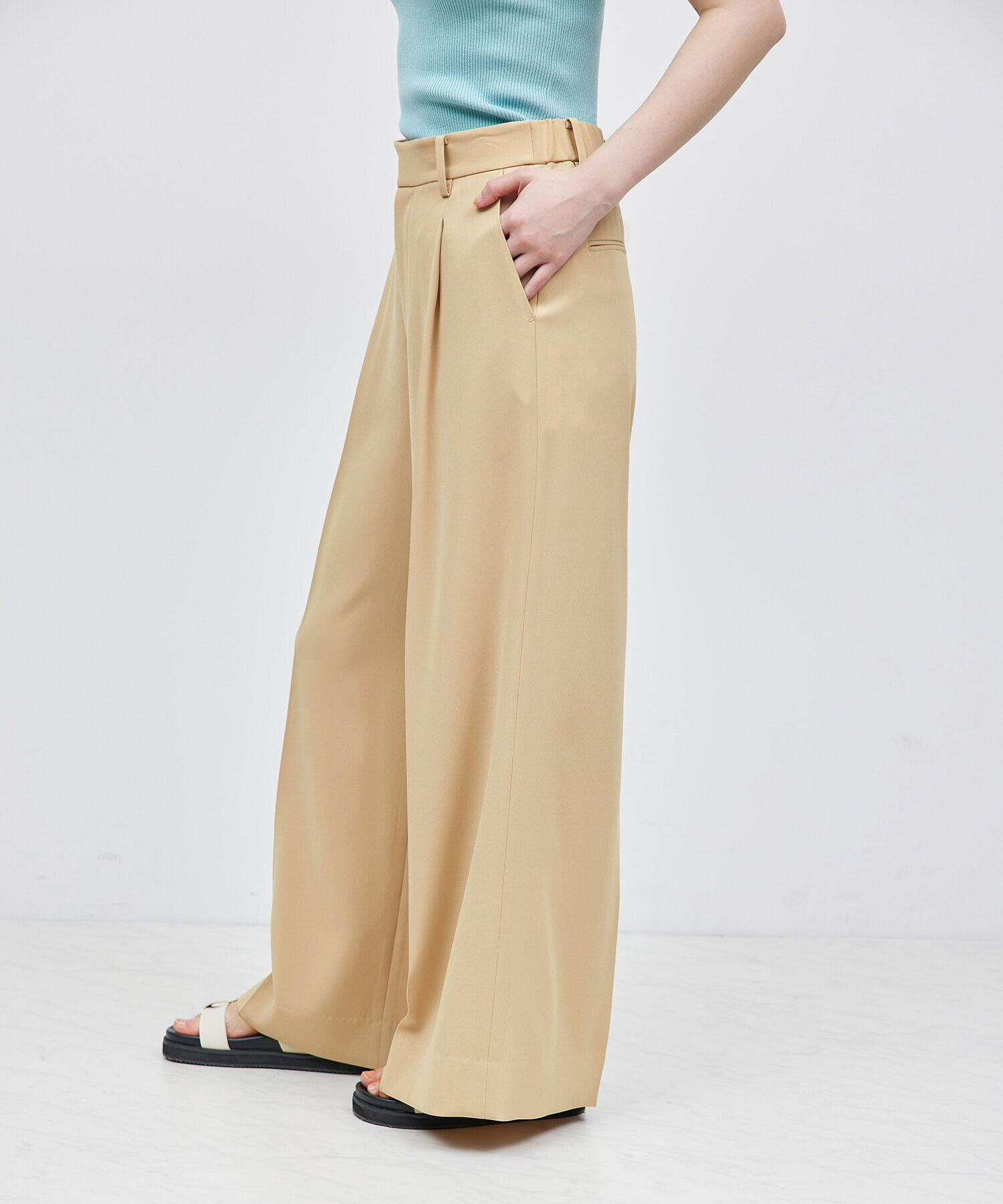 ROPE「トリアセバックサテンワイドパンツ/セットアップ対応【メディア掲載】」|その他|