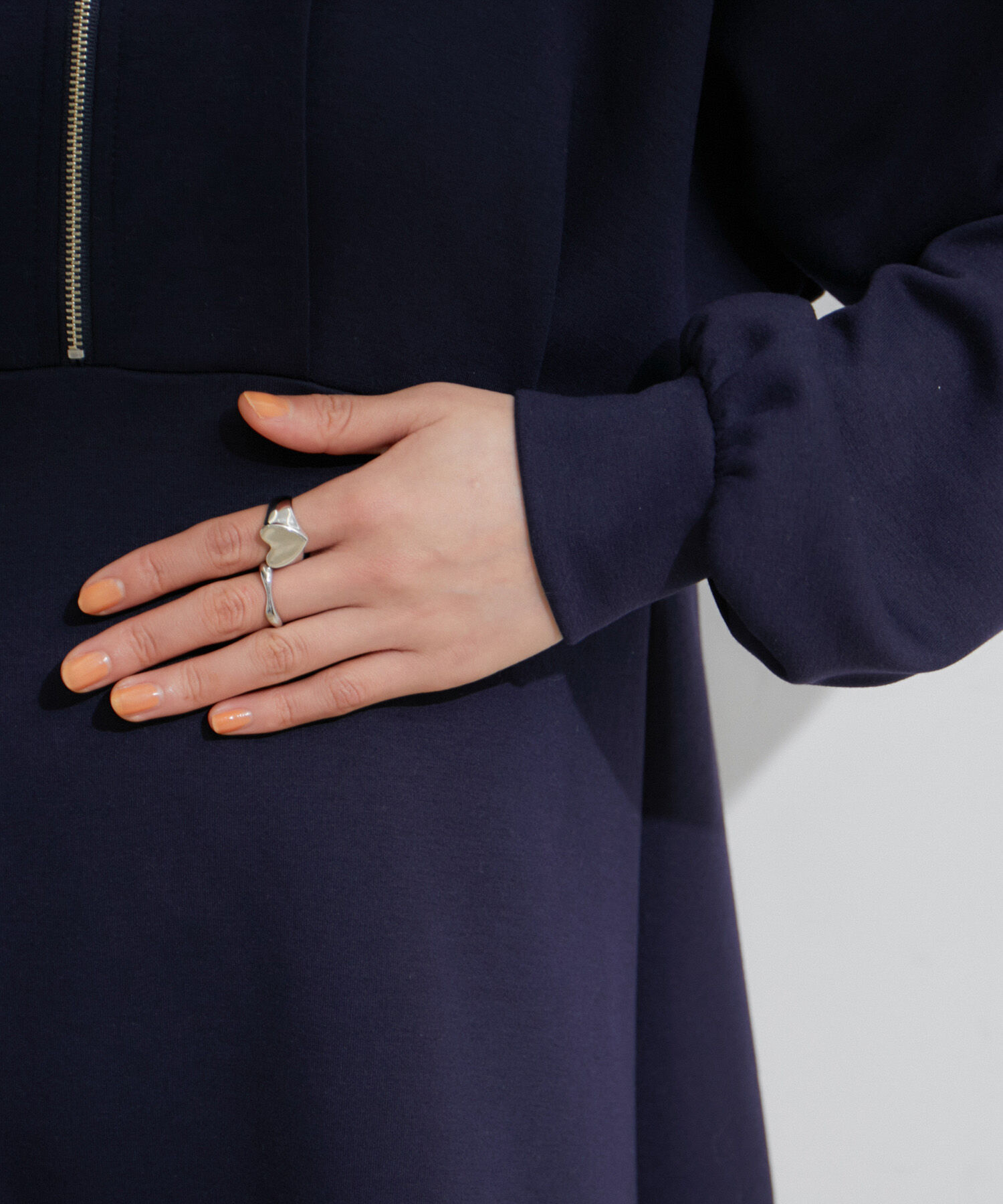 VIS「スフレタッチフーディーワンピース【洗える】」|ワンピース|