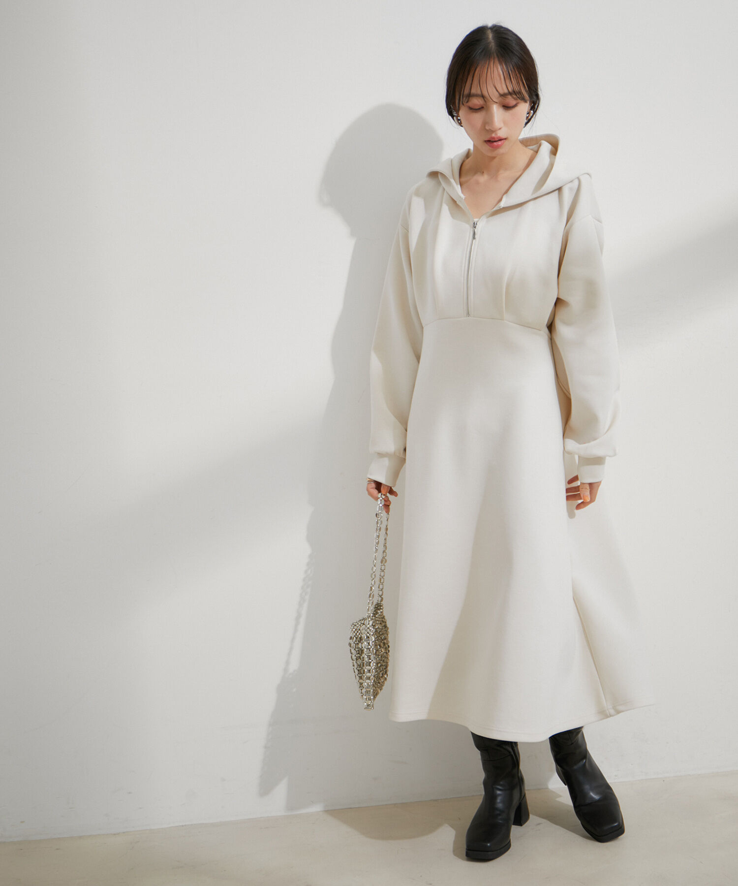 VIS「スフレタッチフーディーワンピース【洗える】」|ワンピース|