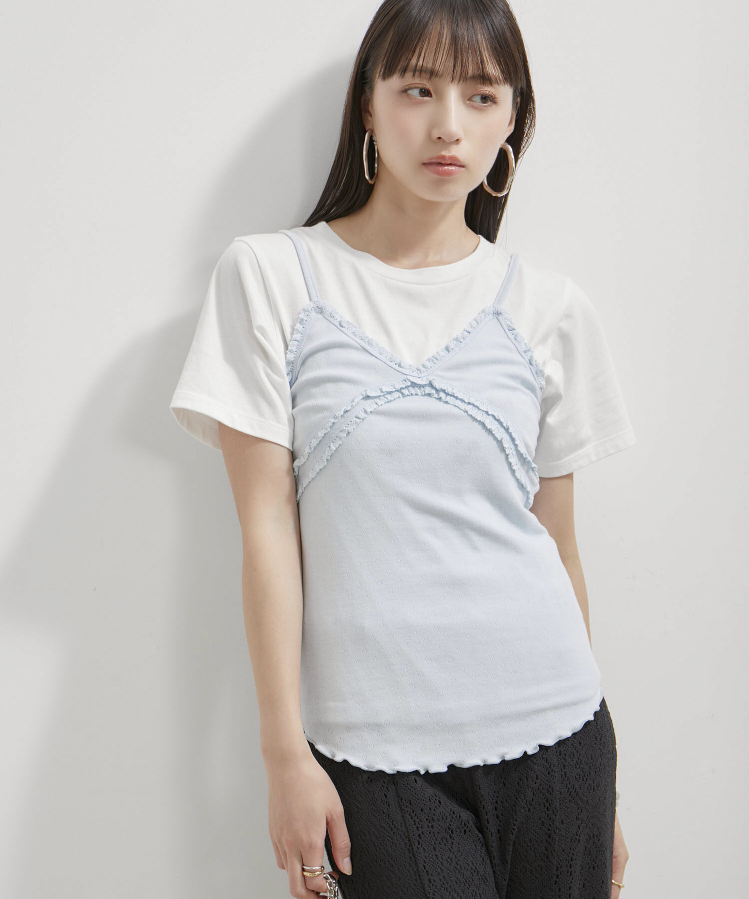 VIS「【洗える】パターンメッシュフリルキャミソール」|キャミソール|サックス(48)