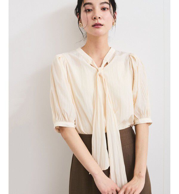 VIS「【2WAY】ビッグリボンハーフスリーブブラウス【洗える】」|シャツ・ブラウス|