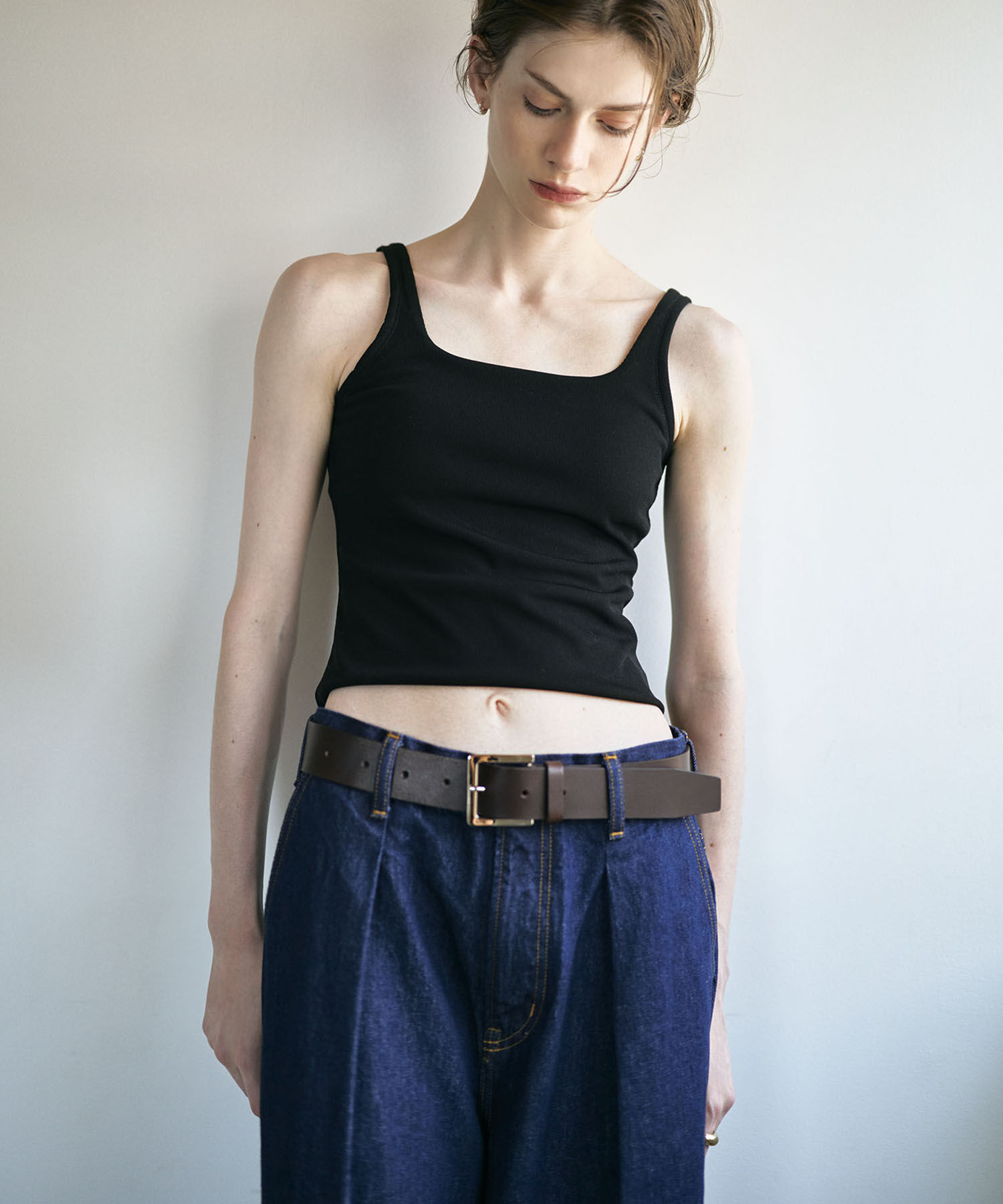 ADAM ET ROPE'「カップ付きタンクトップ」|タンクトップ|ブラック(01)