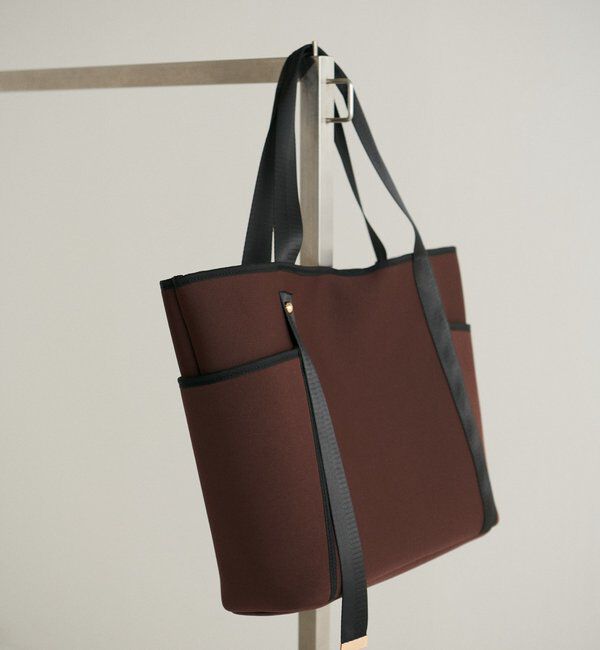  「【A4対応/軽量/ポケット３つ】ウェットダブルポケットトートバッグ」|トートバッグ|ブラウン