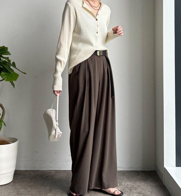  「【累計販売数3万枚突破/21色4サイズ展開！】タックワイドパンツ」|チノ|