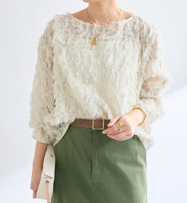  「【オケージョンにも◎】カットジャガードシアーブラウス」|シャツ・ブラウス|ベージュ