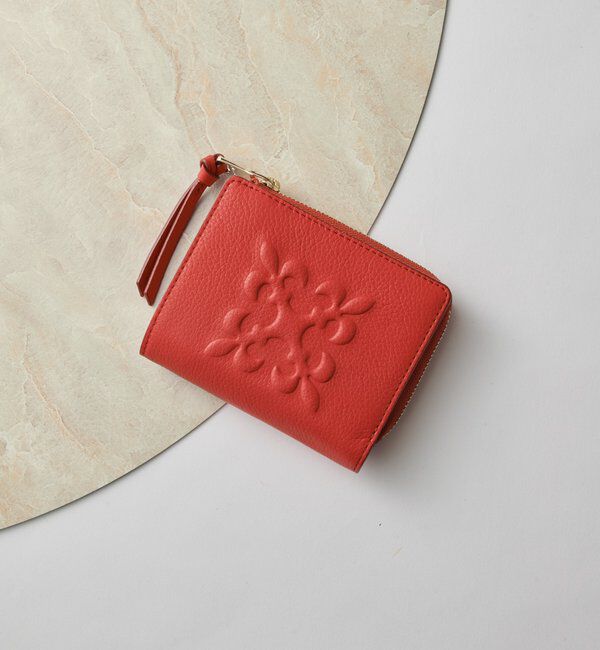  「エンボスモノグラムハーフウォレット」|財布|レッド