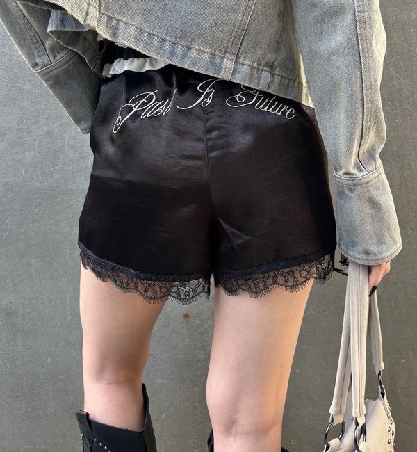  「ダブルウエストサテンロゴショーツ」|チノ|