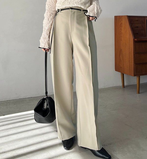  「【低身長サイズあり】カーブタックベルト付パンツ」|チノ|ライトベージュ