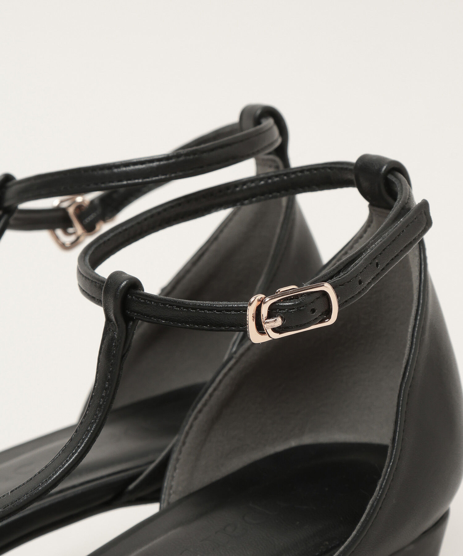 A part by 「メッシュヒールパンプス」|パンプス|