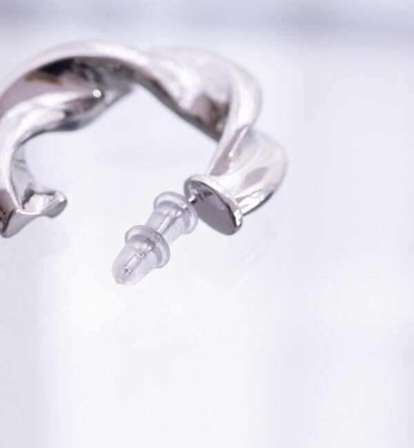 Rouge vif「【sauvage peau】メタルビジューピアス」|ピアス|