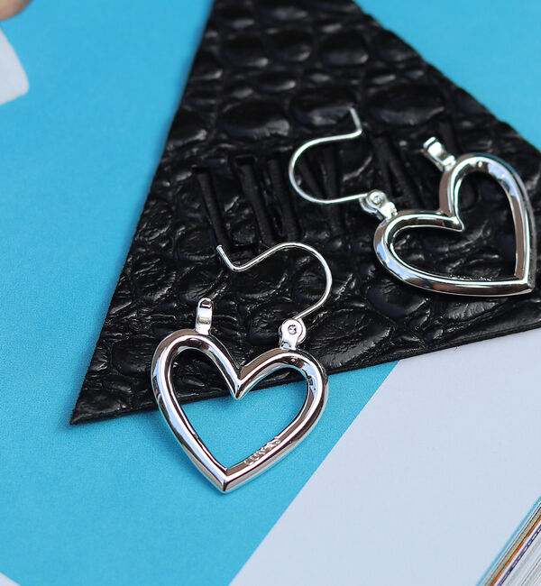 Rouge vif「【LUV AJ/ラヴエージェイ】ハートピアス / MINI HEARTBREAK」|ピアス|