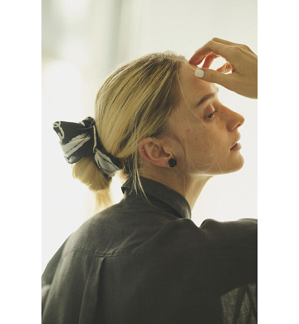 Rouge vif「【Caline Paris /カリーヌパリ 】ブラックストーンイヤリング」|ピアス|