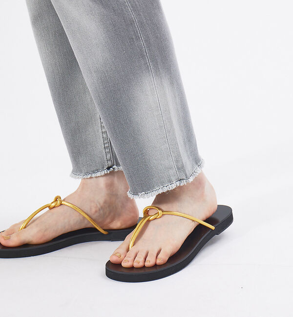 qualite「【LAOCOONTE】NOEMI NMDフラットサンダル」|サンダル|ゴールド