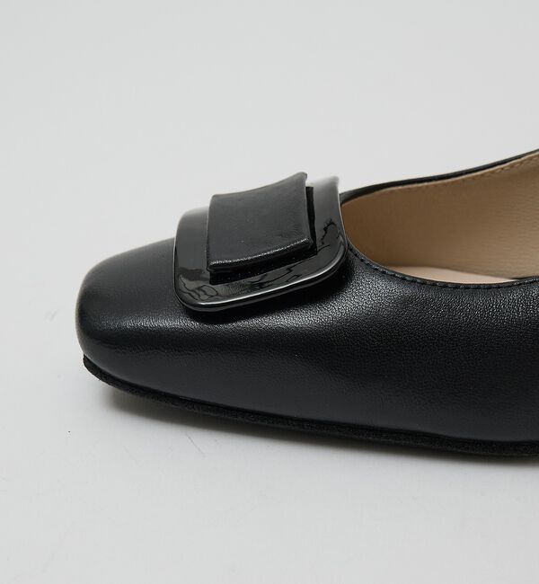 AU BANNISTER「スクエアモチーフパンプス」|パンプス|