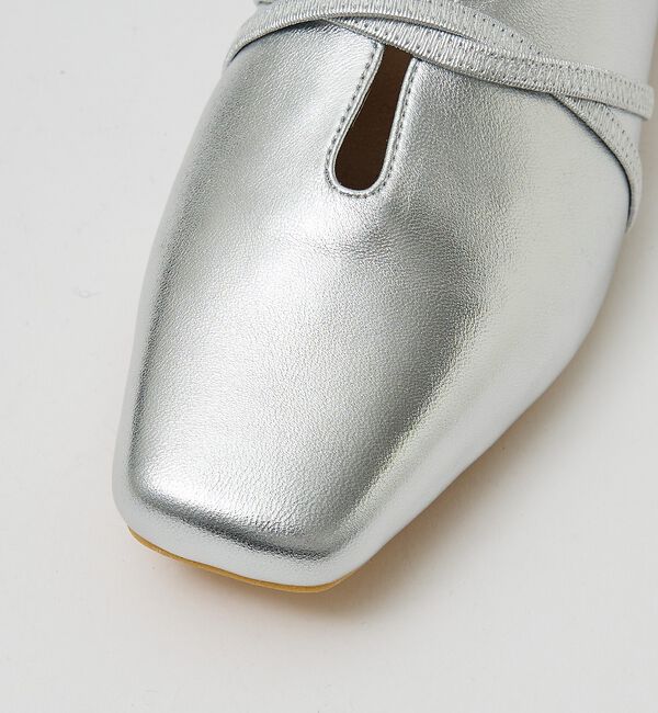 AU BANNISTER「【YouTuber紹介】ストラップソフトレザーフラットパンプス」|その他|