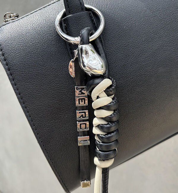 LOWELL things「MERCIチャーム」|チャーム・キーホルダー|