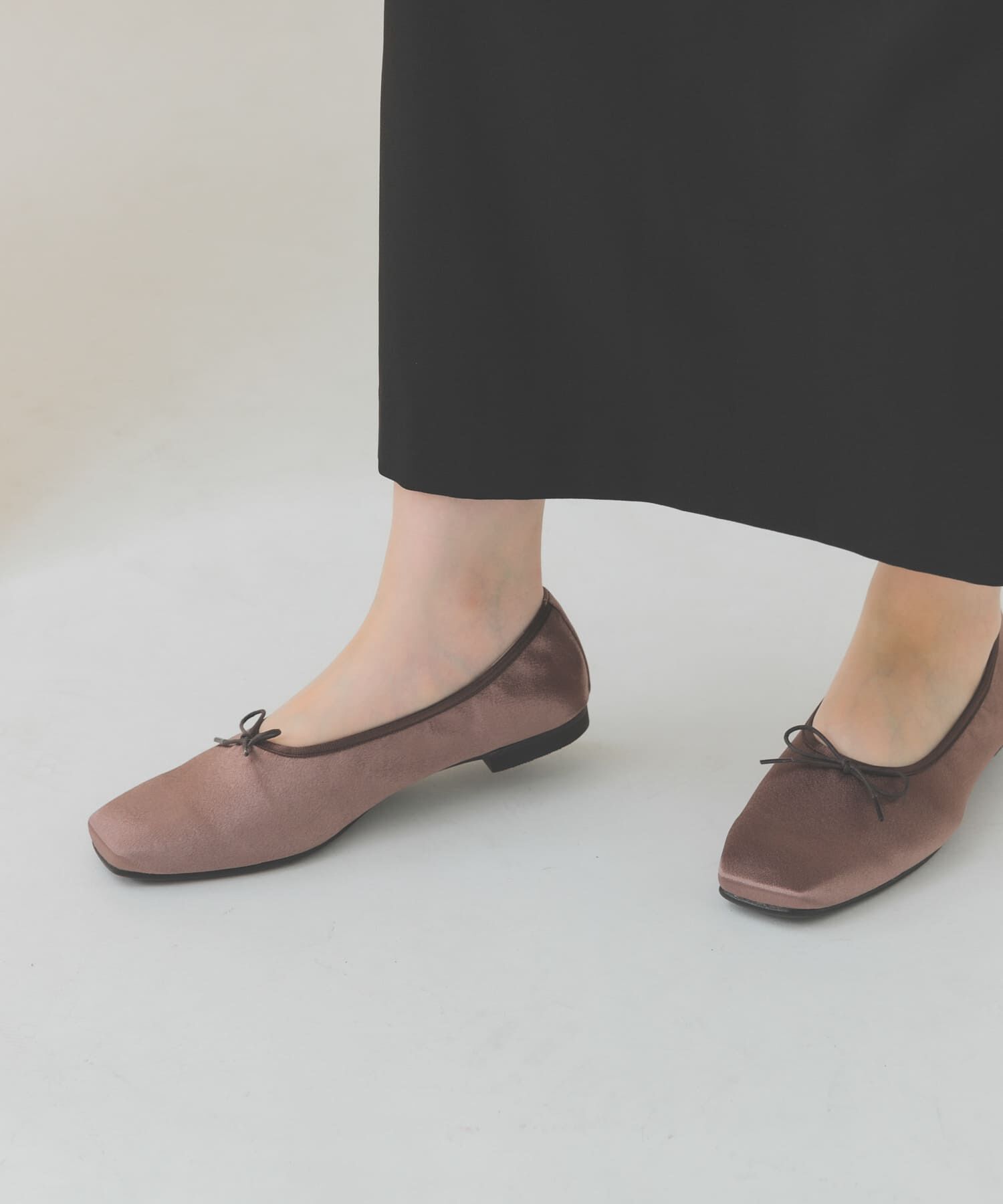 RODE SKO「『MADE IN JAPAN』 サテンスクエアトゥバレエシューズ」|バレエシューズ|