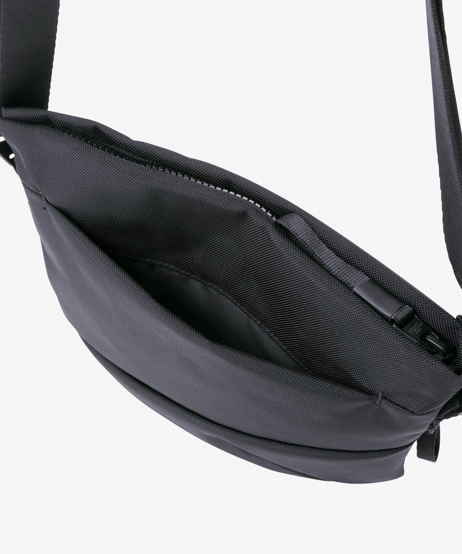 URBAN RESEARCH DOORS「THE NORTH FACE　PYRENEES SHOULDER S」|ショルダー・メッセンジャー|