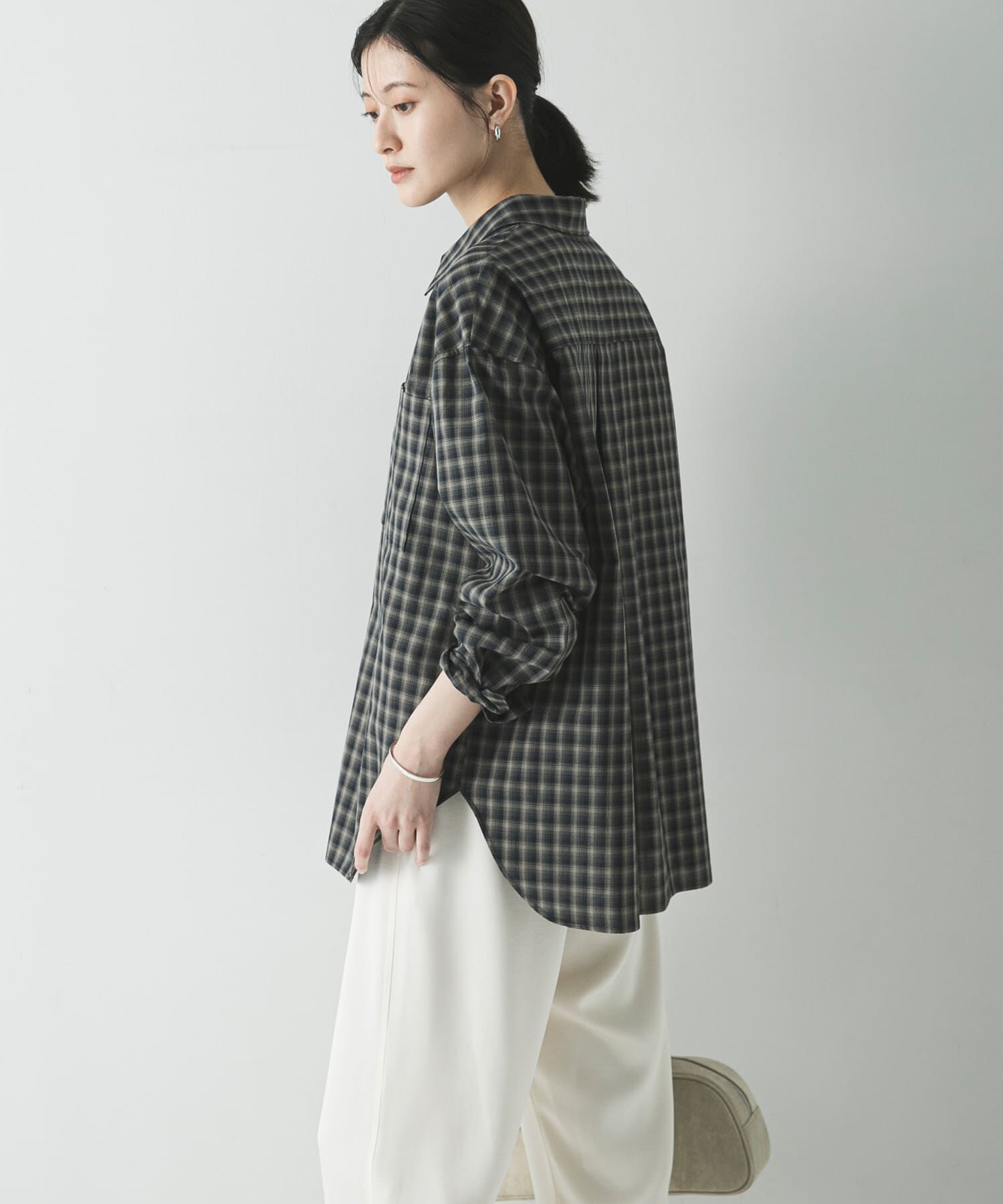 URBAN RESEARCH「レギュラーカラーチェックシャツ」|シャツ・ブラウス|